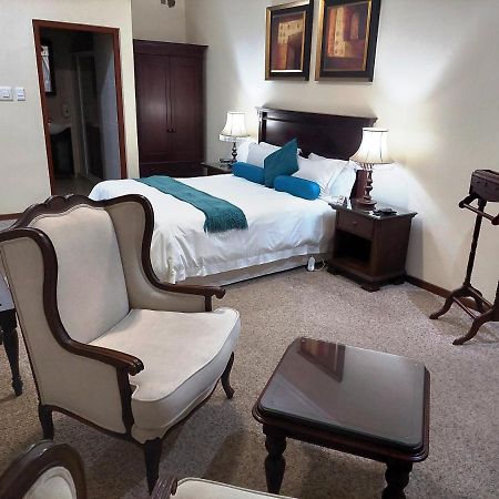 26 On Chamberlain Guest House Куінстаун Екстер'єр фото